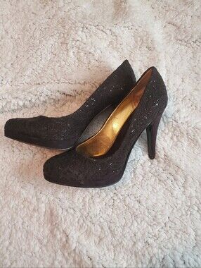Nine West "Rocha" Black Floral Lace Sequin Pumps Size 5.5